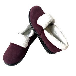 Propet Women 11 W(D) Comfort Casual Faux Fur Accent Burgundy Leather SlipOn Shoe